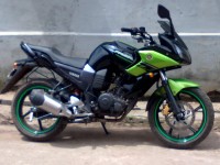 Black Cyber Green Yamaha Fazer