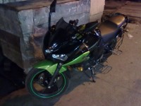 Black Cyber Green Yamaha Fazer