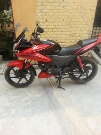 Red & Black Honda CBF Stunner PGM-Fi