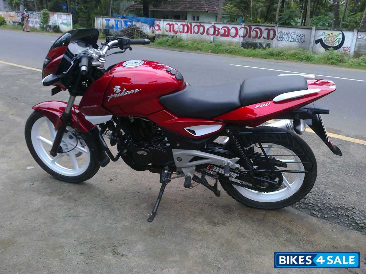 Wine Red Bajaj Pulsar 200 DTSi