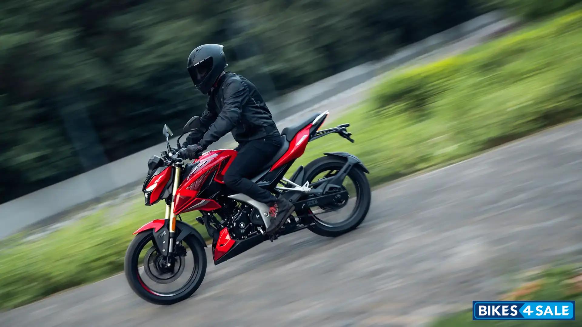 Bajaj Pulsar N160 2024