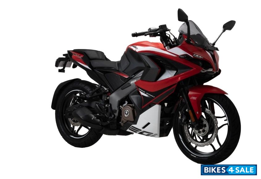 Bajaj Pulsar RS 200 2025