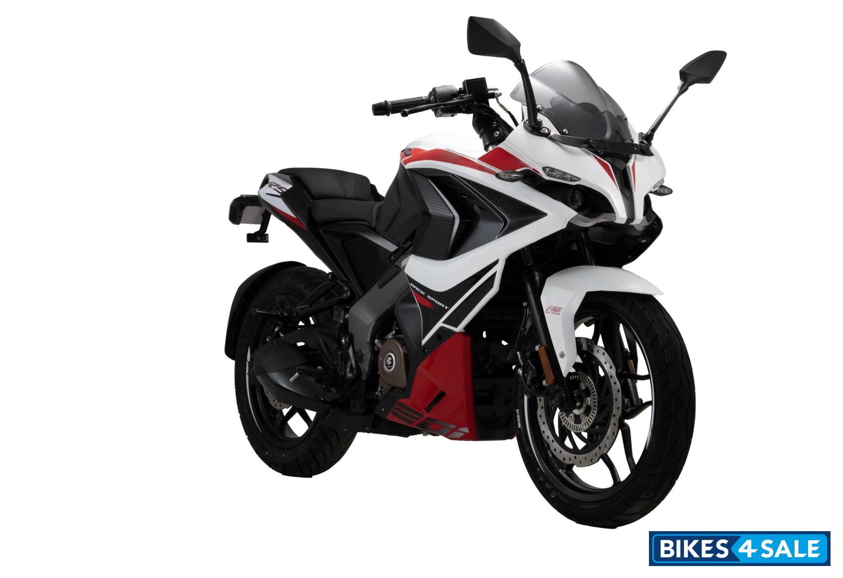 Bajaj Pulsar RS 200 2025