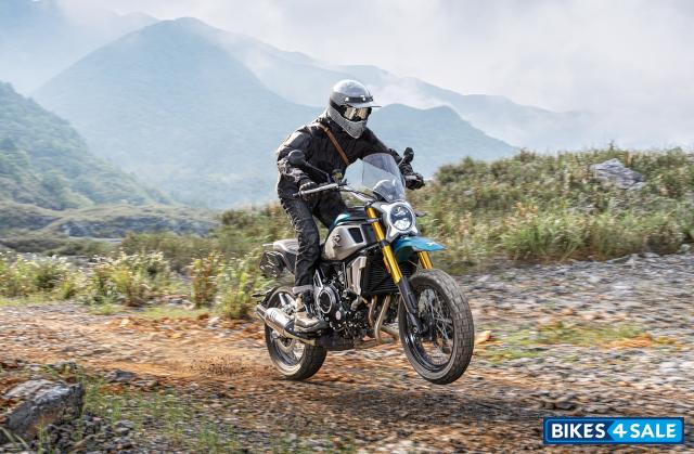 CFMoto 700CL-X Adventure CFMoto 700CL-X Adventure