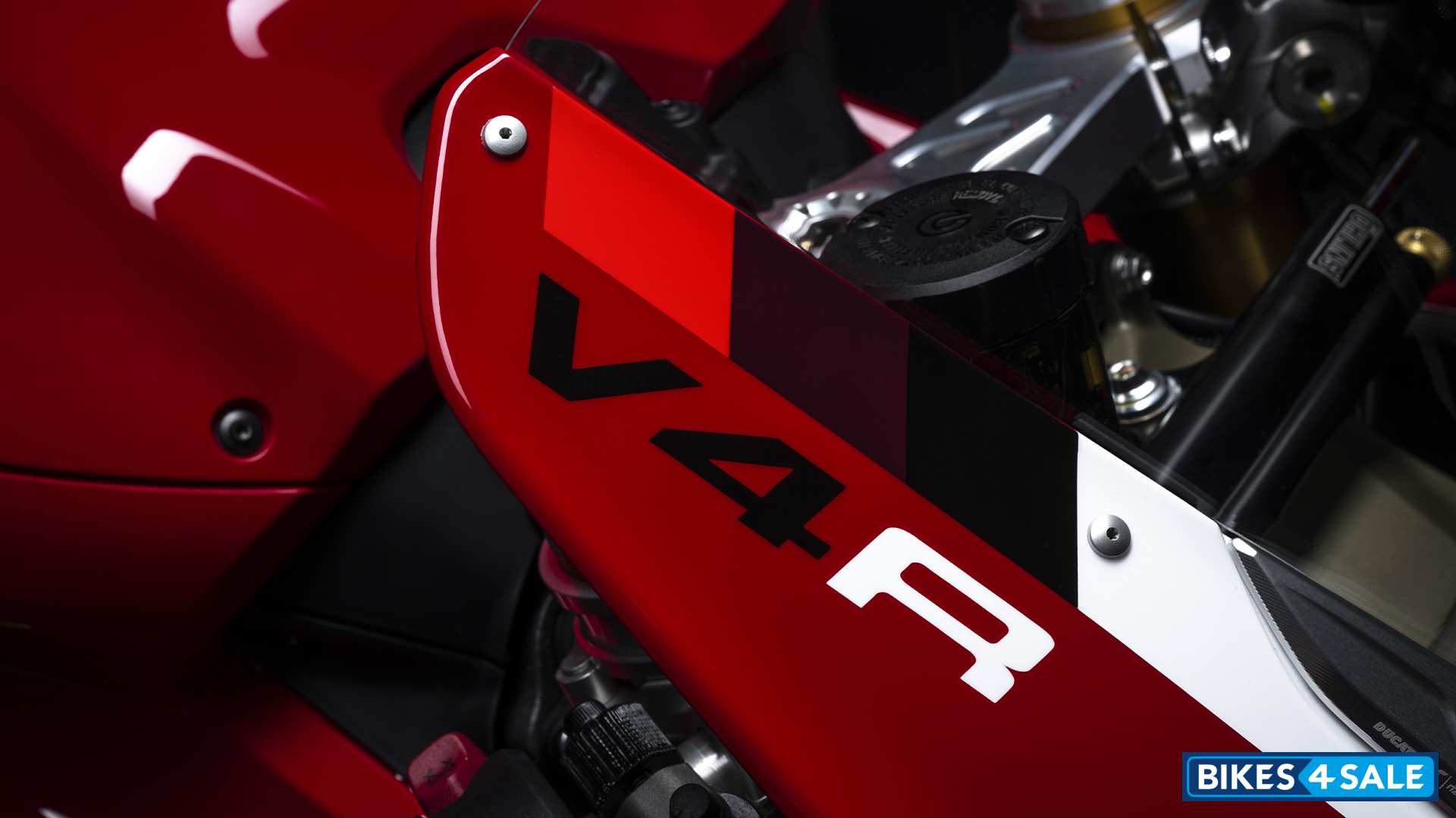 Ducati Panigale V4 R