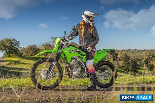 Kawasaki KLX230 2025