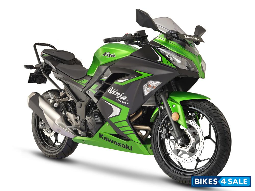 Kawasaki Ninja 300 BS6 2024