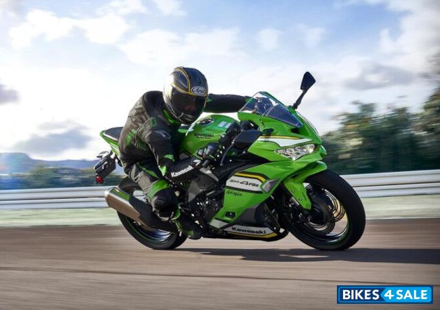 Kawasaki Ninja ZX-4RR 2025