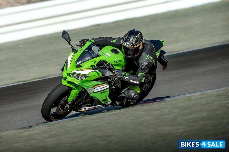 Kawasaki Ninja ZX-4RR 2025