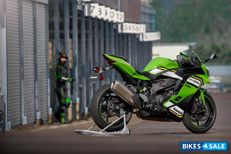 Kawasaki Ninja ZX-4RR 2025