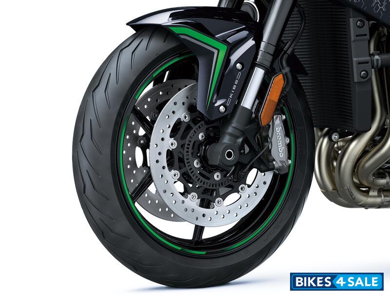 Kawasaki Z H2 2025 - Dual semi-ﬂoating 320 mm disc