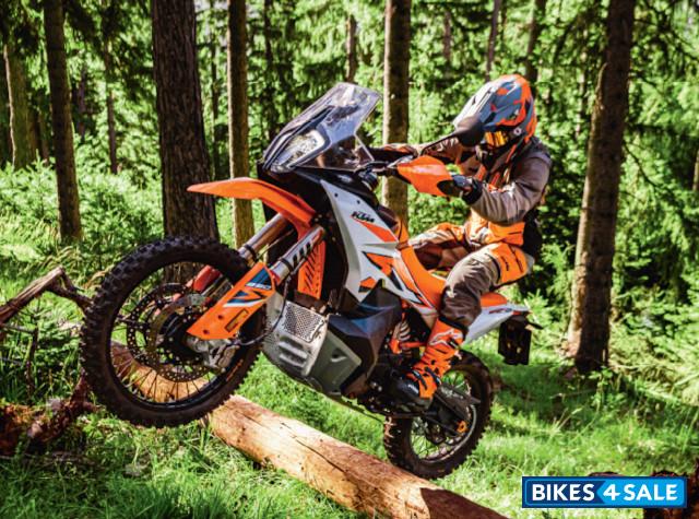 KTM 890 Adventure R 2024