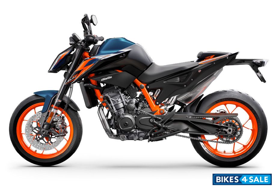 KTM 890 Duke R 2024