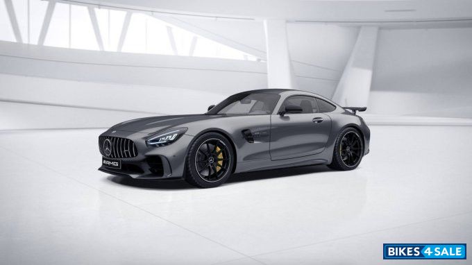 Mercedes-Benz AMG GT R Petrol AT - Selenite Grey