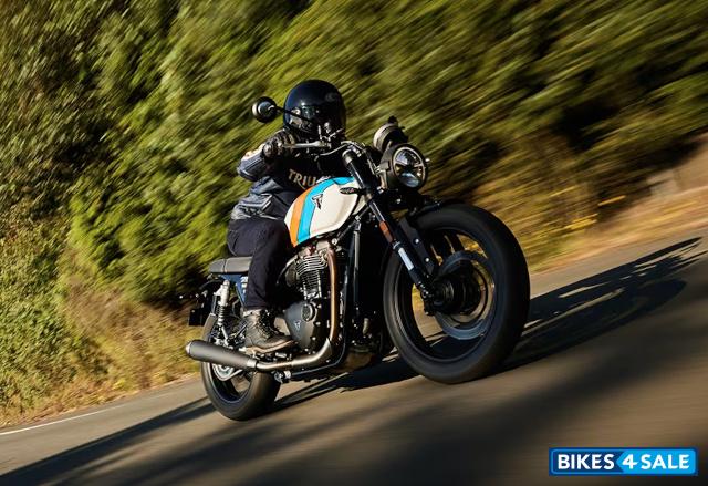 Triumph Speed Twin 900 2025