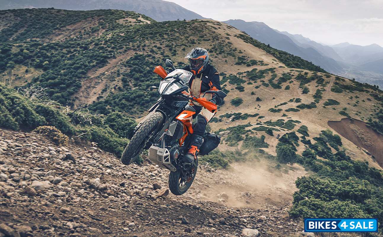 2024 KTM 390 Adventure Unveiled New Hues and Tech Upgrades Set to