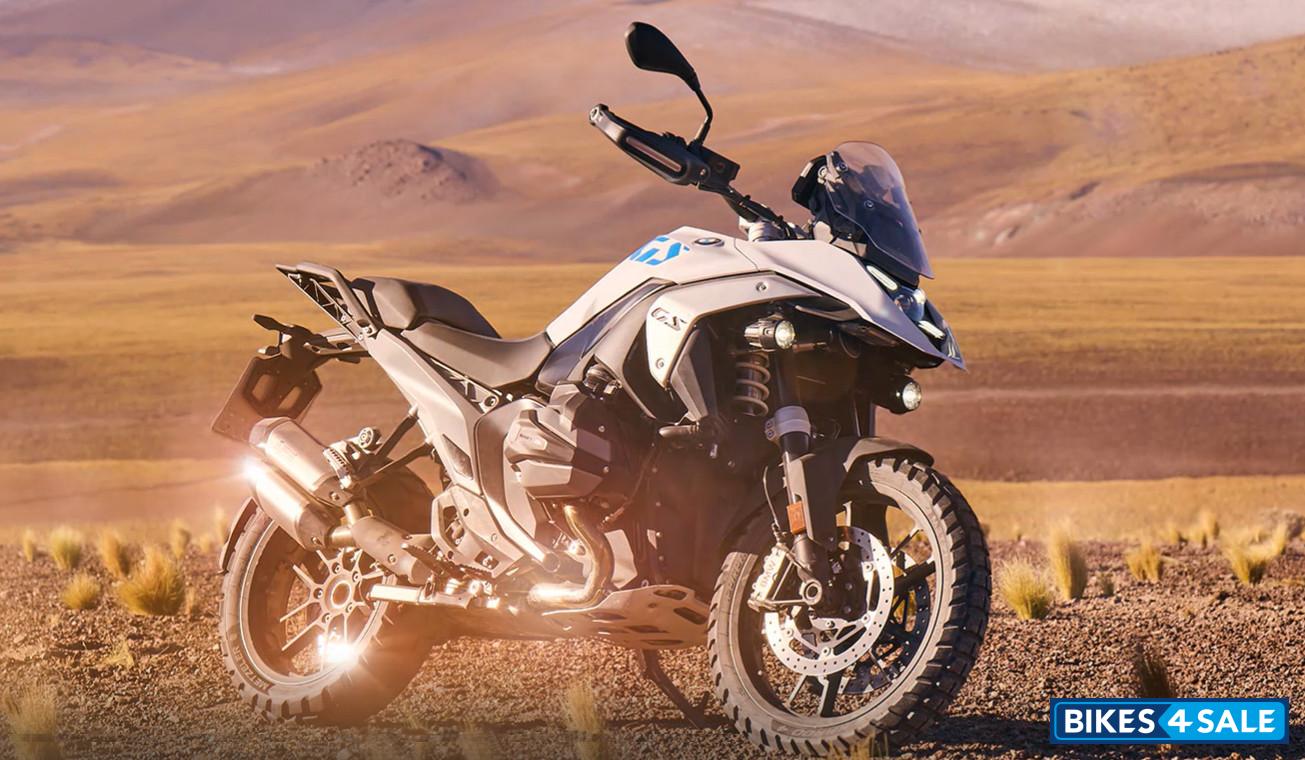 Bmw Unveils All New R 1300 Gs Adventure Tourer At 20 95 Lakh