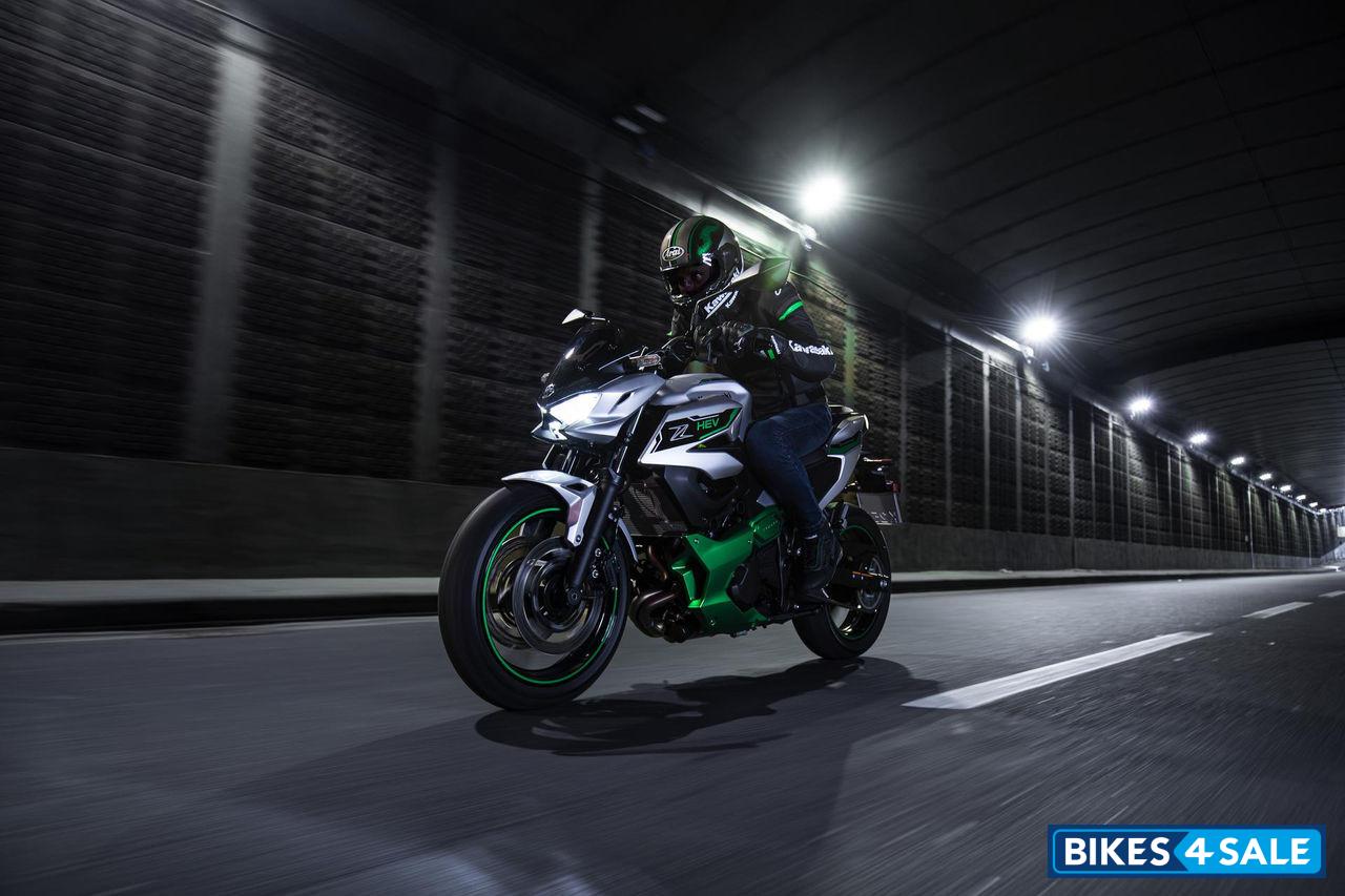 Kawasaki Z 7 Hybrid 2024 Specifications