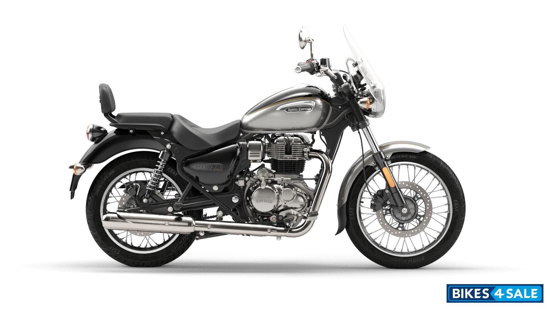 Royal Enfield Meteor 350 Aurora Black