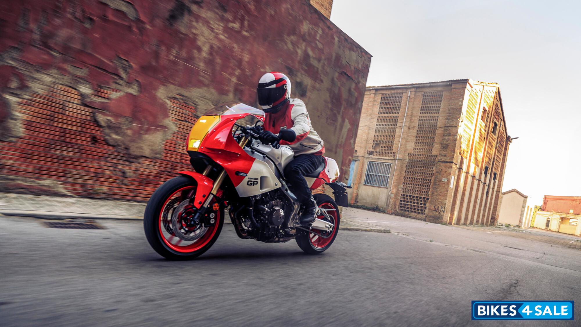 Yamaha 2024 Xsr900 Gp Legend Red